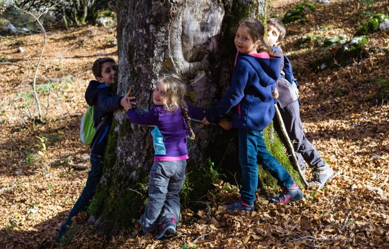La scuola abbraccia la natura