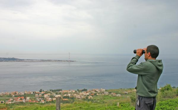 Lo stretto di Messina visto dal versante calabrese